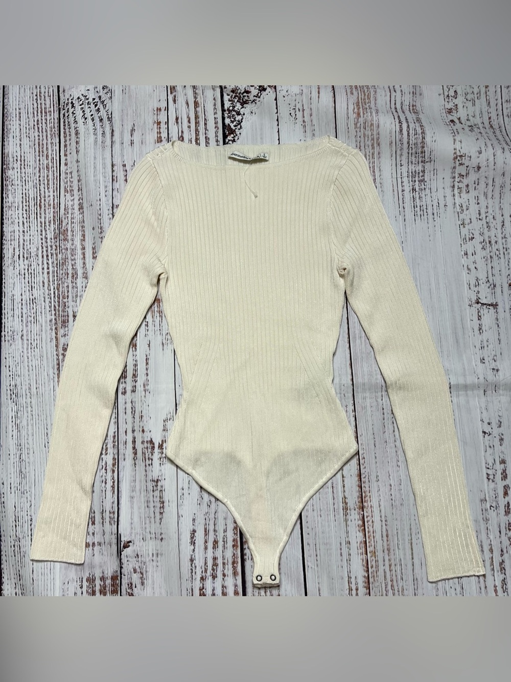 ABERCROMBIE NWOT Ribbed Long-Sleeve Cream Bodysuit